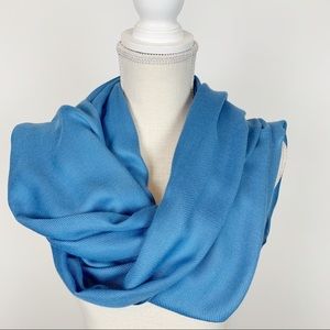 🌷Jones of New York Scarf Light Blue Oversized
